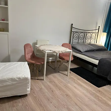 Przytulny Przy Plazy Lägenhet Sopot